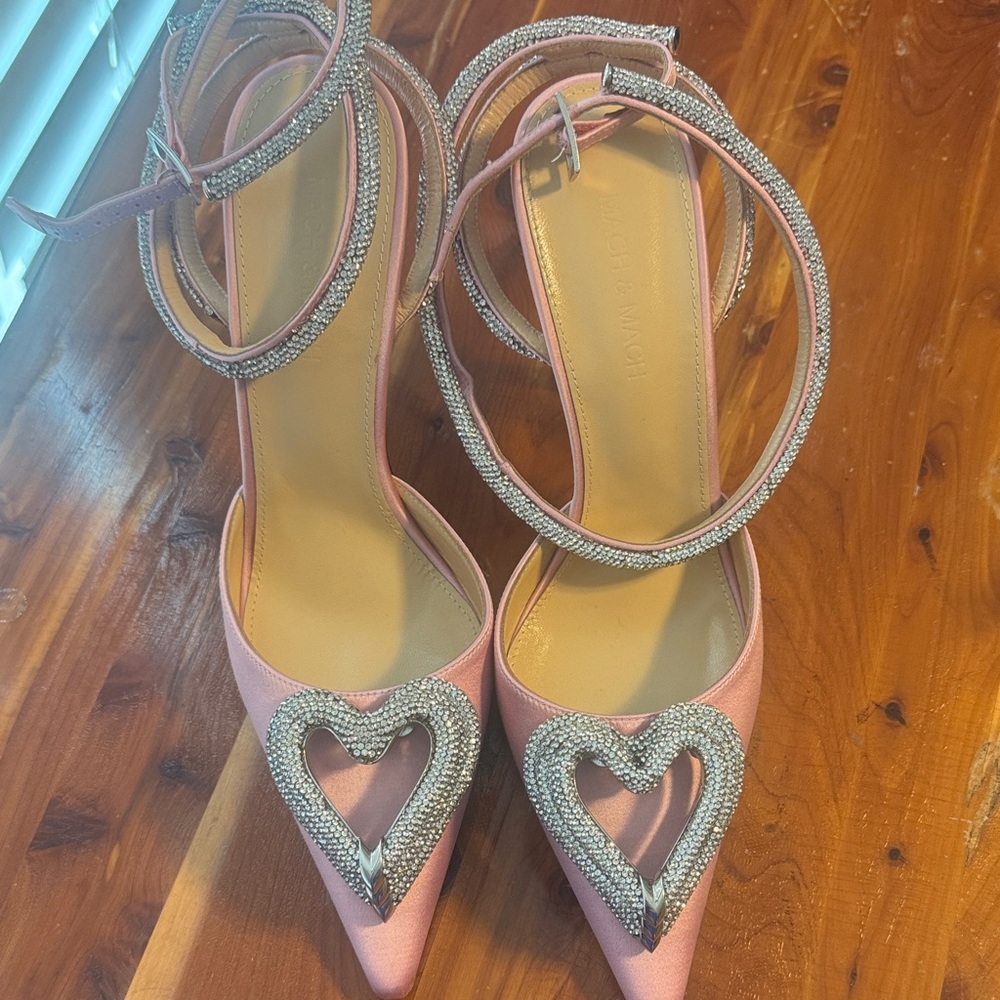 Mach & Mach Triple Heart Heel